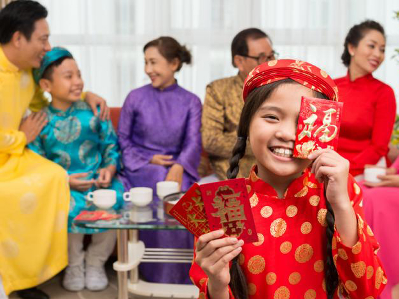 Lì xì chúc tết bình ăn, gặp may mắn trong cuộc sống