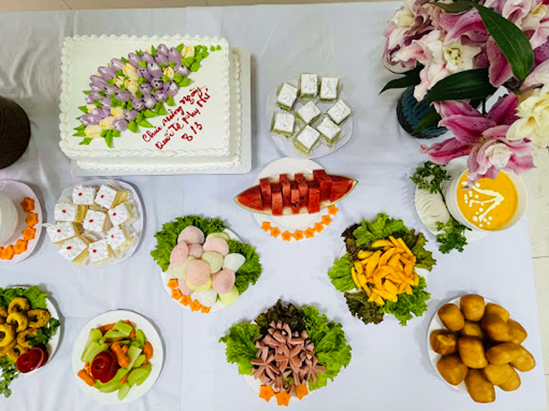 Bữa ăn tự chuẩn bị trong ngày 8-3