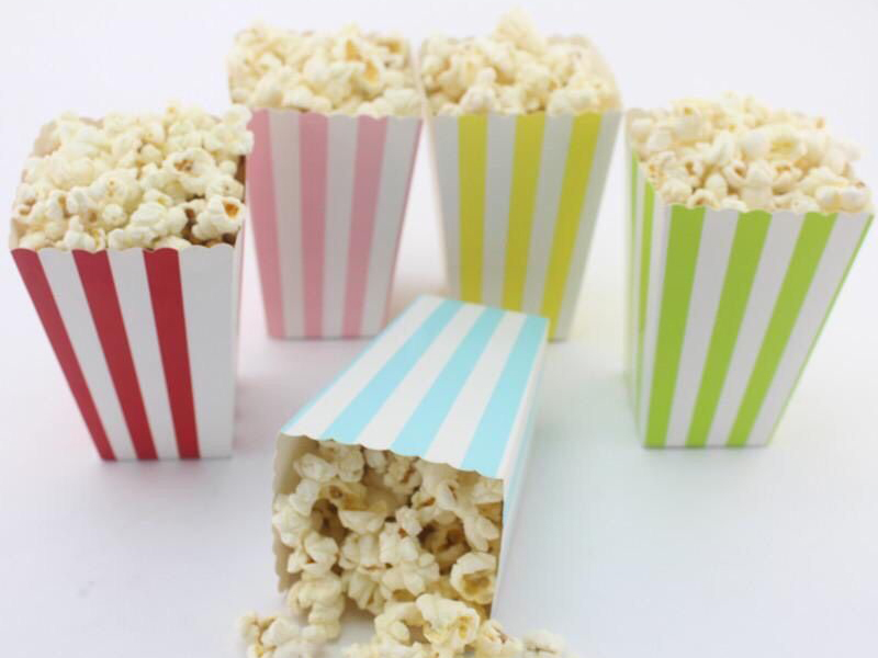 Khi in hộp giấy đựng bỏng ngô cần chú trọng cả vào tính thẩm mỹ lẫn yếu tố tiện dụng