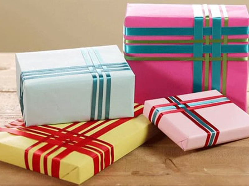 Cách gói quà hình chữ nhật đơn giản, dễ thực hiện