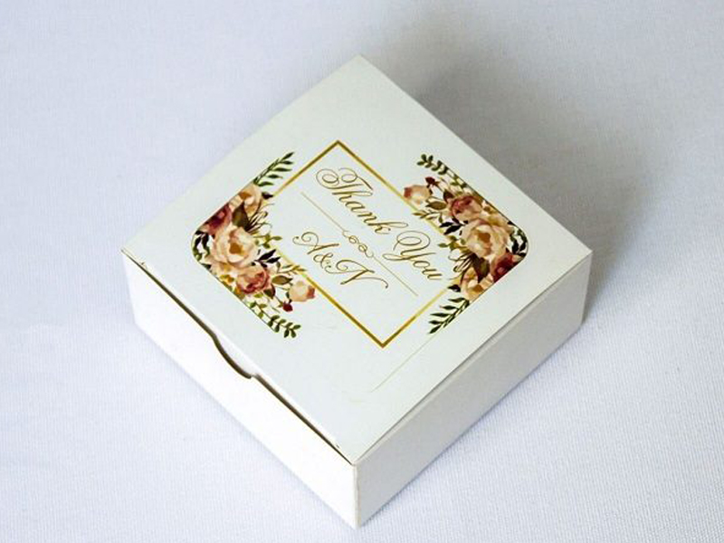 In hộp giấy ivory