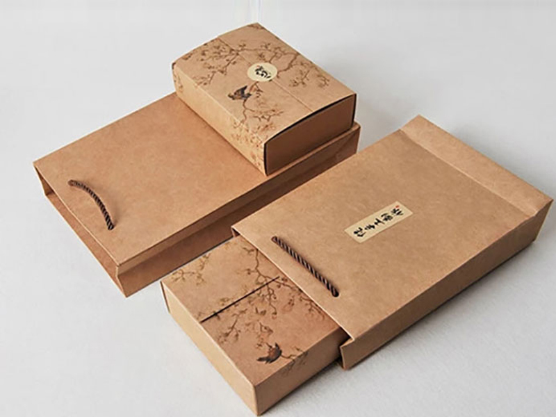 7 yếu tố bạn cần chú ý khi in ấn bao bì giấy Kraft theo thiết kế riêng 12 Thiết kế hộp giấy Kraft hiệu quả không chỉ cần đẹp mắt mà còn phải truyền tải được giá trị của thương hiệu.