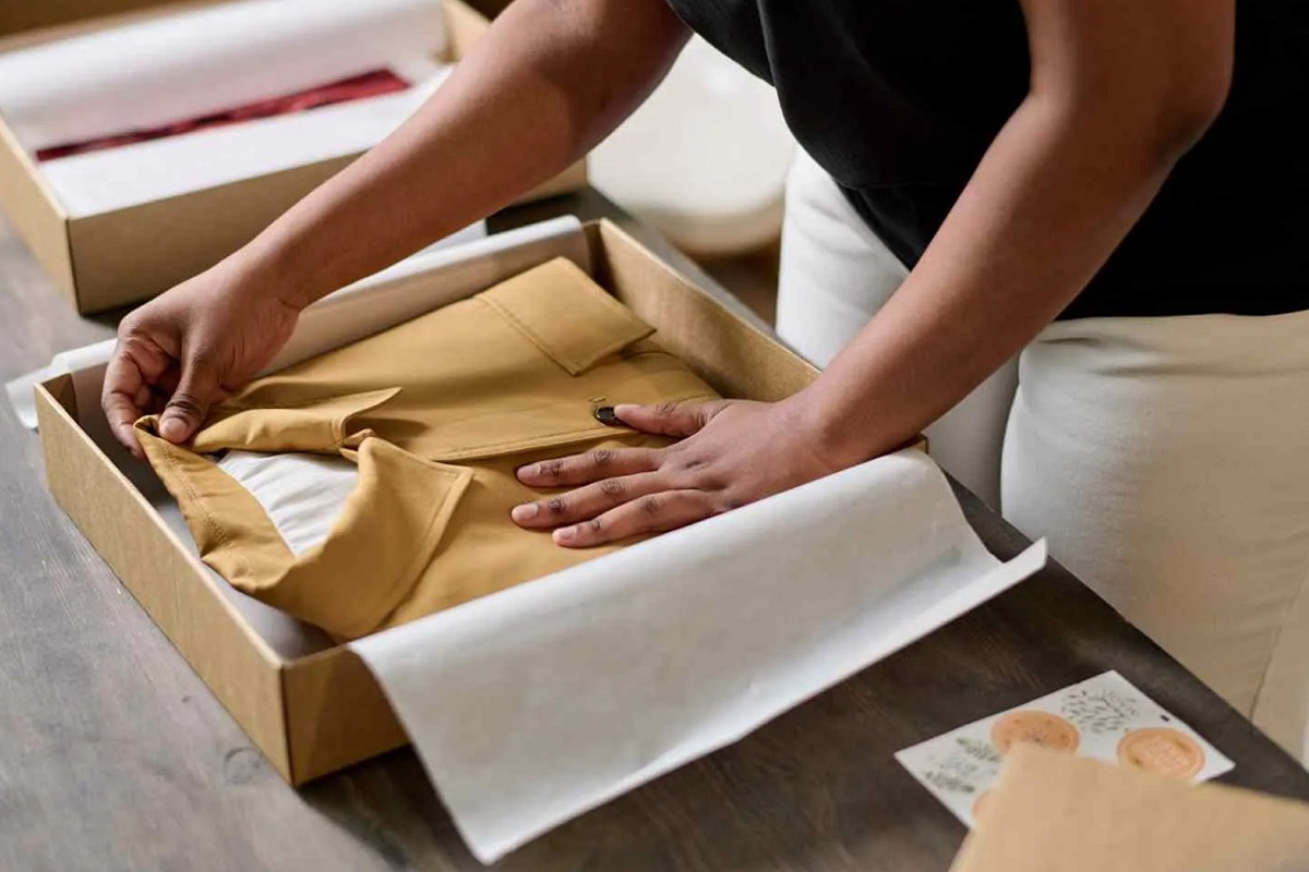 Mách các chủ shop online cách đóng gói hàng ship COD đúng chuẩn 4 Cách đóng gói hàng ship COD